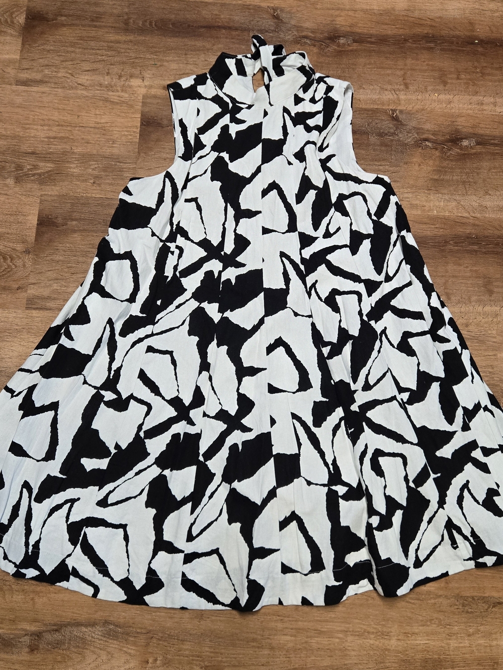Halogen Black & White Abstract Midi Dress Large